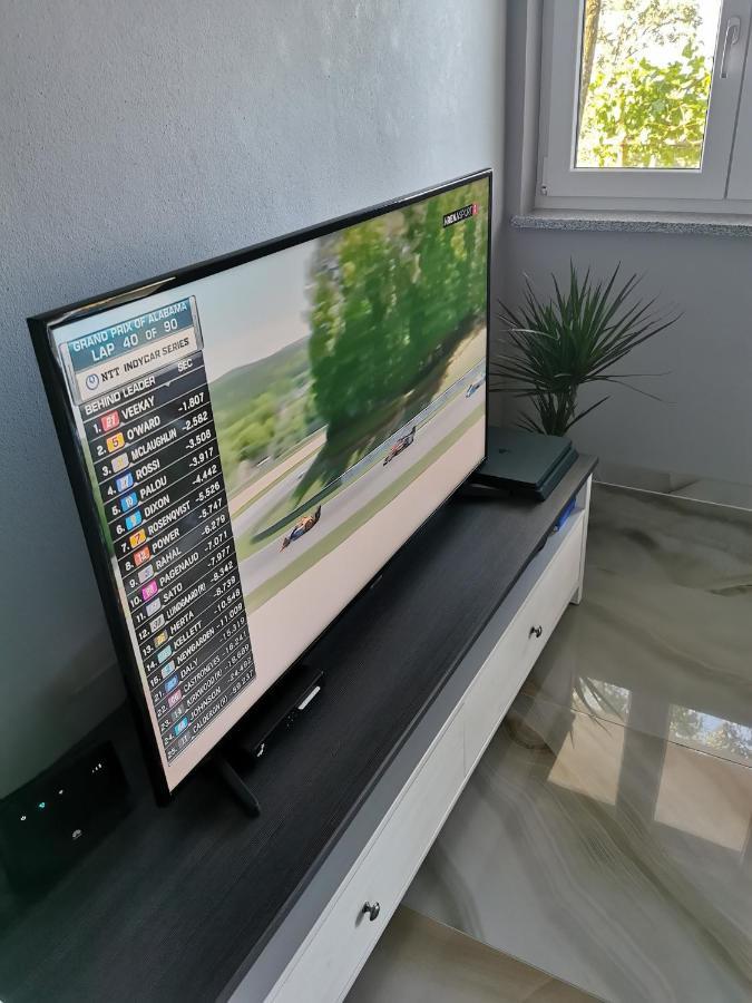 Apartment Luki โปวิเล ภายนอก รูปภาพ