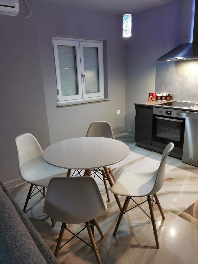 Apartment Luki โปวิเล ภายนอก รูปภาพ
